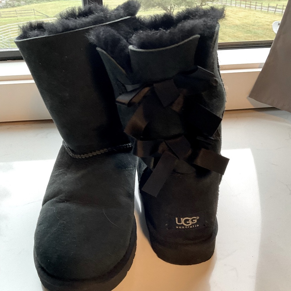 UGG Bailey Bow